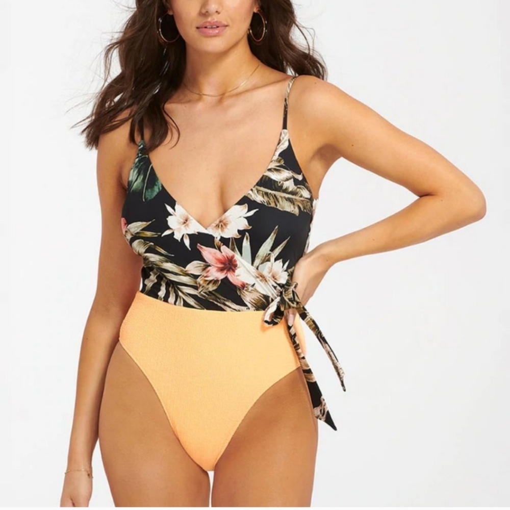 Everyday Sunday one piece